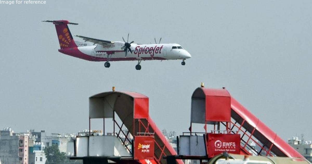 Dubai-bound SpiceJet makes emergency landing in Karachi